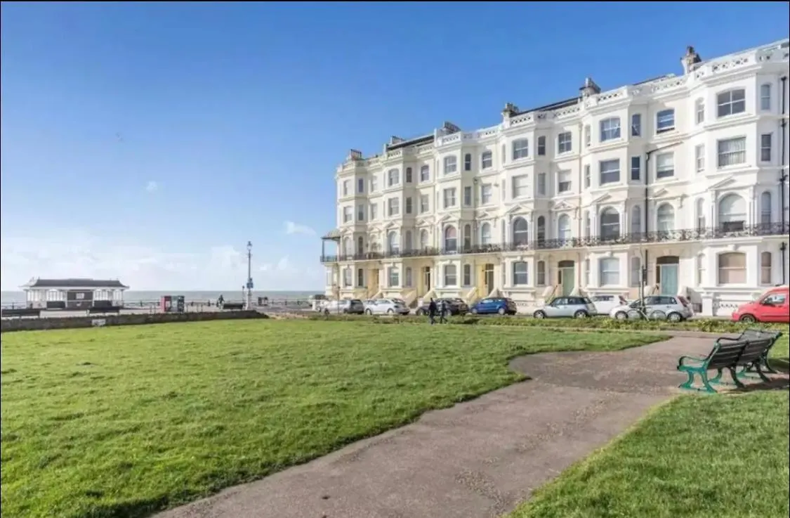 Uninterrupted Sea View Hove Seafront, Home From Home 0*, Brighton United Kingdom